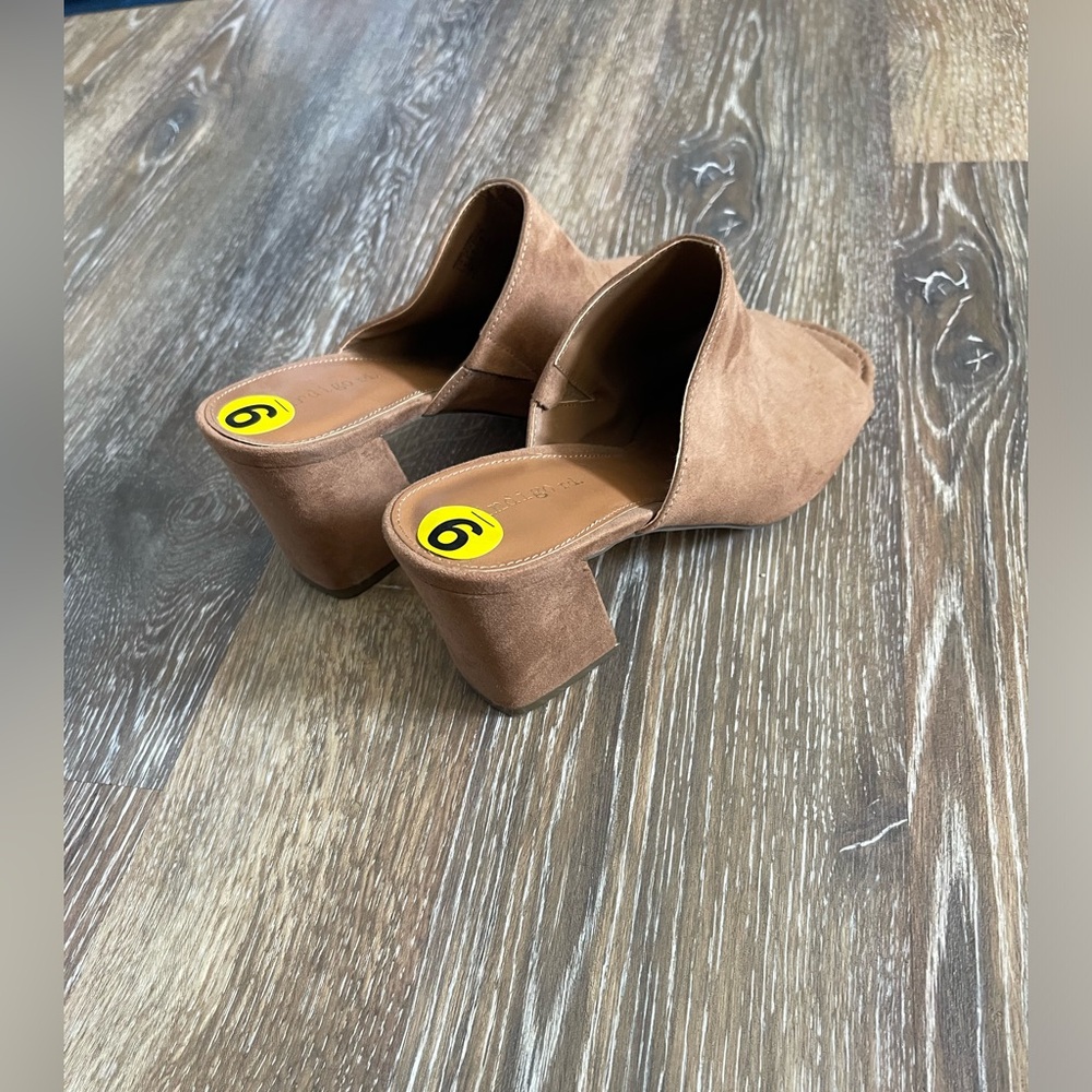Indigo Rd Heels - Picture 2 of 5